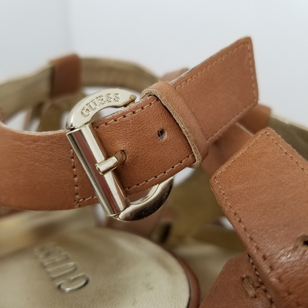 GUESS strappy leather wedges - Picture 4 of 5